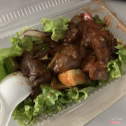 Salad bò sốt BBQ