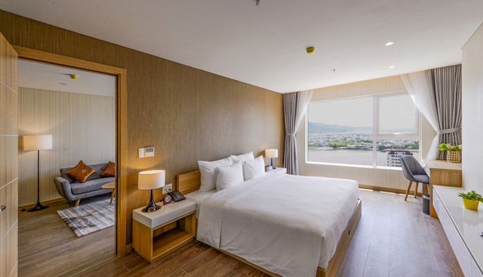 Zen Diamond Suites Hotel