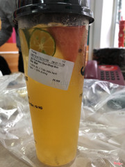 Quan cho minh uong gi vay??????