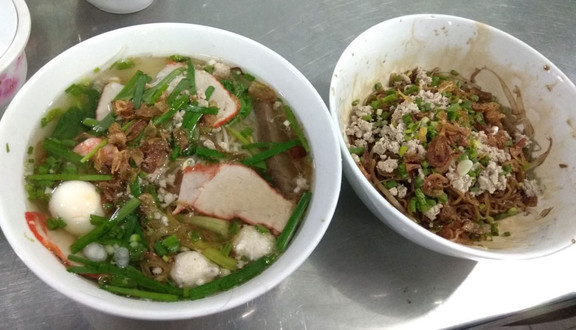 Quỳnh - Hủ Tiếu, Mì & Bánh Canh