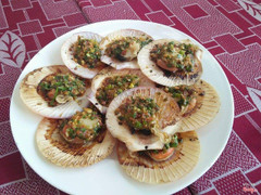 sò điệp nướng mỡ hành