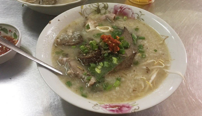 Cháo Lòng, Bò Pía & Gỏi Cuốn