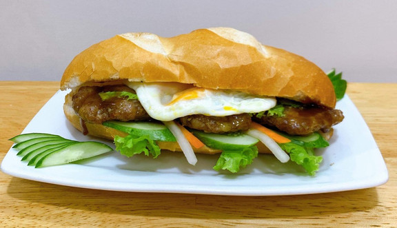 Bánh Mì Nhân - Bánh Mì Bò Nướng