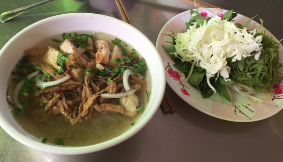 Hoa Giấy - Miến Măng Ngan, Bánh Canh Gà & Bún Bò Huế