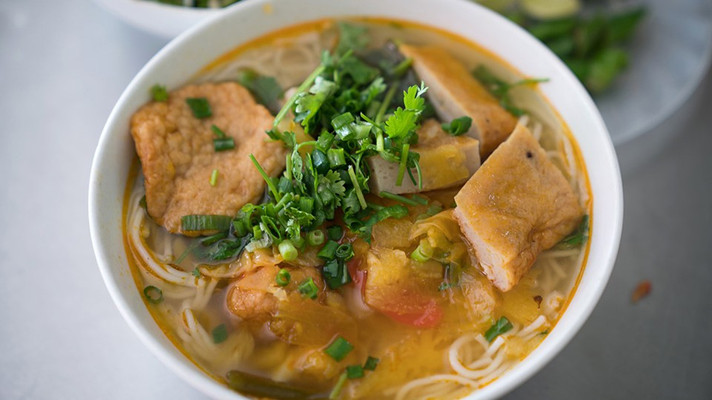 Bún Chả Cá Hồng Huệ - Trần Đình Tri