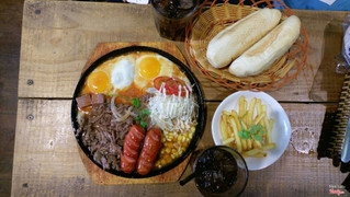 chảo thập cẩm