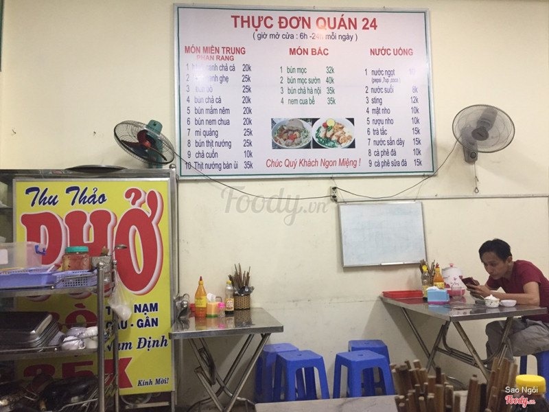 Quán phở chỉ bán buổi sáng