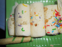 Kem cuon sau rieng thom ngon