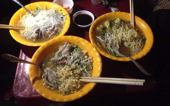 Cháo Lòng & Bún Riêu - Hùng Vương