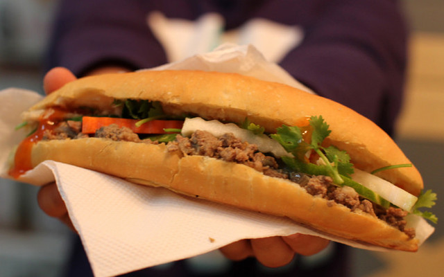 Bánh Mì Pate Thập Cẩm - Nguyễn Đức Cảnh