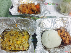 Cơm dưa bò, cơm cá lóc kho, đùi gà chua ngọt + ship 124k