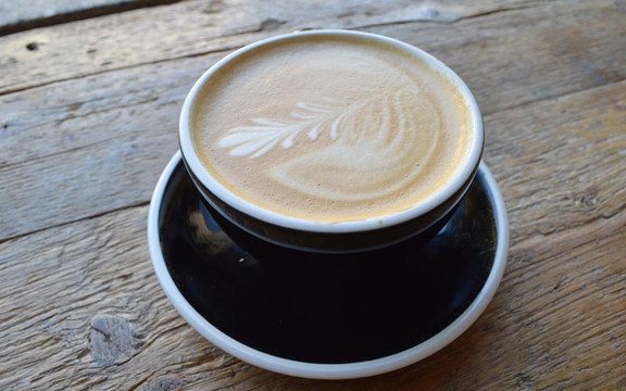 Ngược Nắng Cafe 