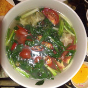 Canh nghêu thì là