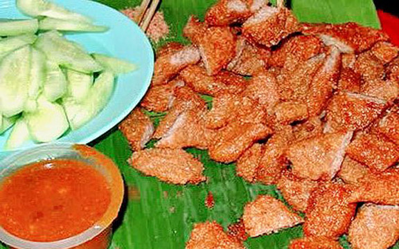 Nem Chua Rán Nghề Béo