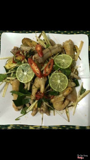 món này thì khỏi phải bàn rồi nhỉ,chân gà xả tắc