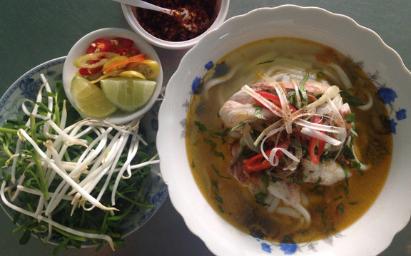 Hương Thuỷ - Bánh Canh Cá Lóc