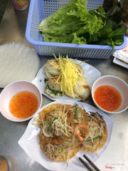 Bánh căn + bánh xèo