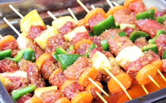 Tin Tin - Xiên Que & Lẩu