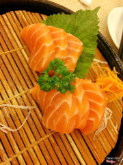 sashimi cá hồi