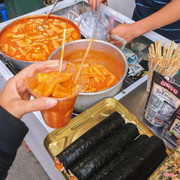 Bánh Gạo & Kimbap