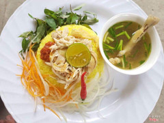 Cơm gà xé hội an 