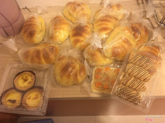 Bánh ngon ngập mặt .Lại chất lượng . Tuyệt vời!!!!!!! Nên Thử......