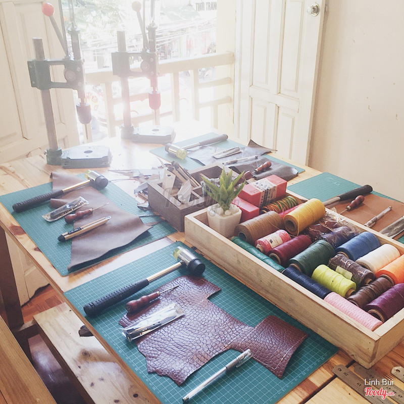 DIY Leather Workshop