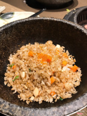 Cơm rang hải sản trứng cua