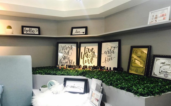 BB Beauty Nail & Spa - Hoa Lan