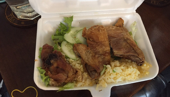 Cơm Gà Chiên Toàn Mỹ