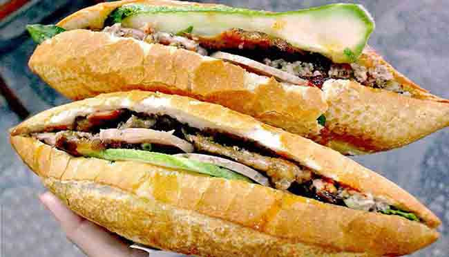 Toàn Tú - Bánh Mì Phố Cổ