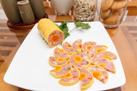 CHẢ HOA TAM SẮC : 80.000 đ / 500g