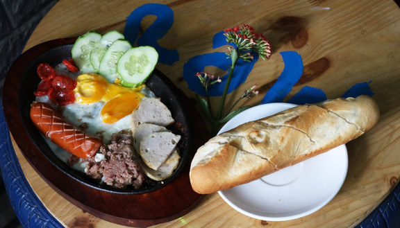 Raw Cafe - Food & Drinks