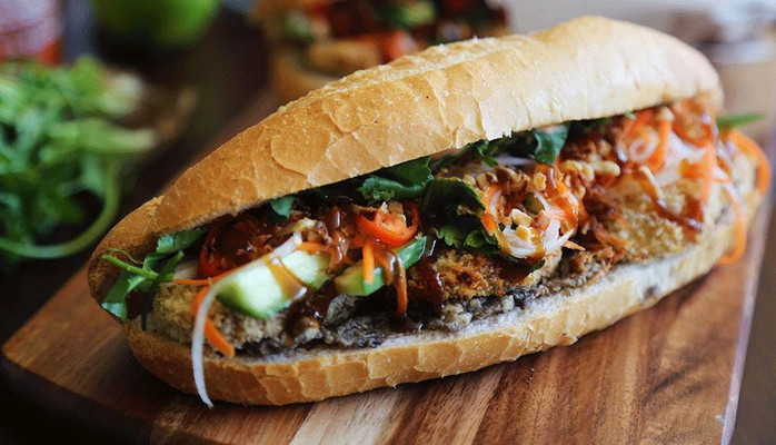 Bánh Mì Xíu Mại & Bánh Mì Thịt