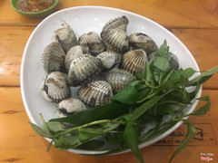 Sò huyết nướng tái