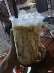 Trà sữa trân châu đường đen ly to đùng