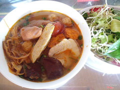 Bún riêu 
