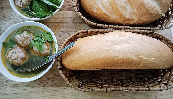 Bánh Mì Xíu Mại & Bò Kho - Chung Cư Cây Mai