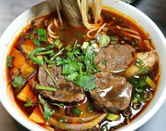 Bún Bò Huế Phương Vy - Lê Thành Phương