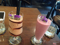 Mocktail chuối choco và berry