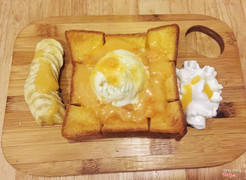 bánh toast sốt xoài