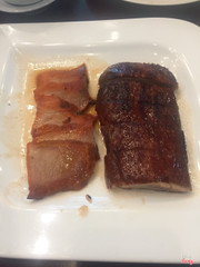 Thịt xá xíu và thịt vịt quay