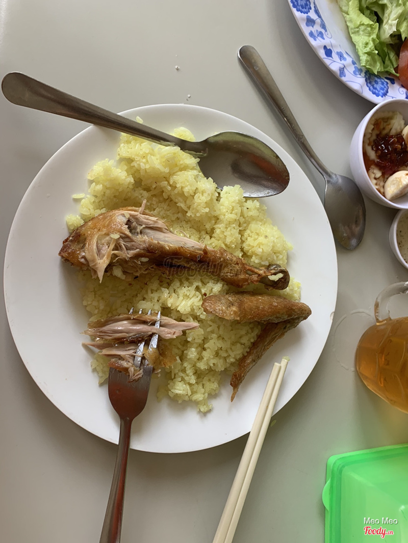 Dĩa cơm nhỏ là no luôn rồi