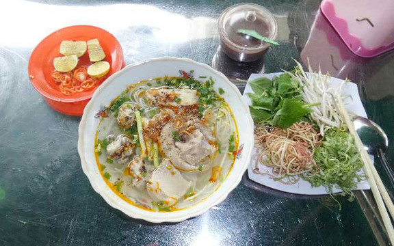Quán Bánh Canh & Nui - Phan Bội Châu