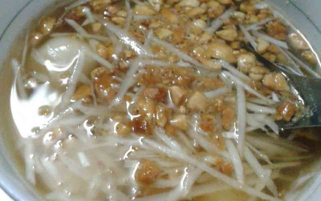 Cống Phù Gốc Đa