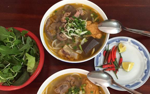 Quán Ngon - Bánh Canh Giò Heo & Bún Bò Huế
