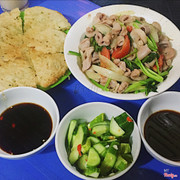 Phở rán lòng xào