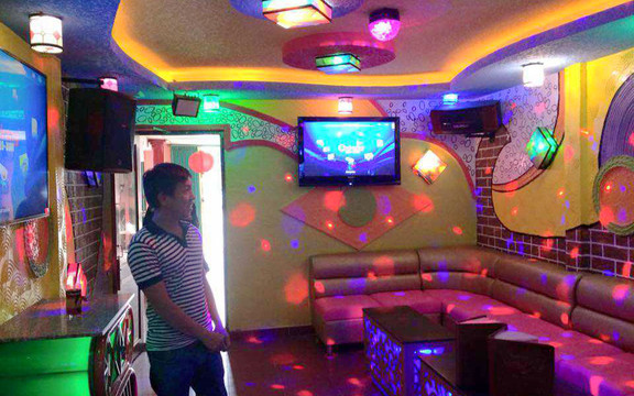 Bình Minh Karaoke