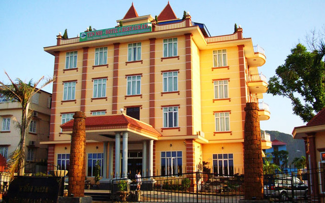 Yến Nhi Hotel