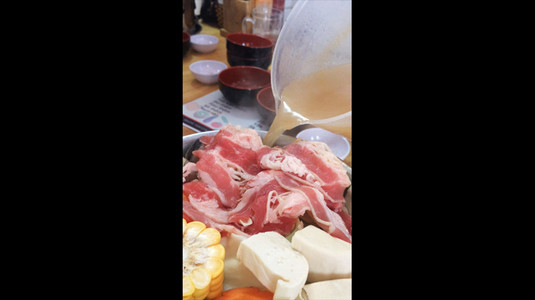 Lẩu 1 người + chè hoa quả SG siêu ngon